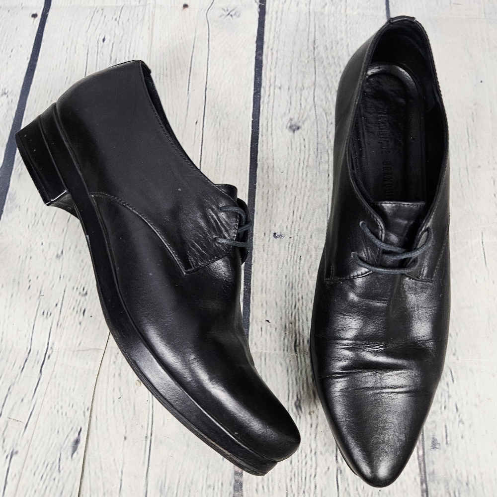 VERONIQUE BRANQUINHO | leather lace-up pointed almond toe heeled shoes